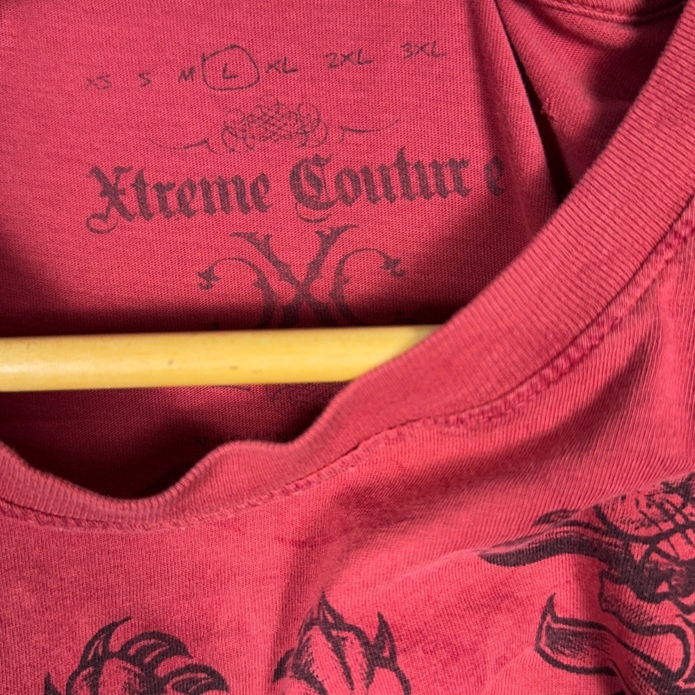 Xtreme Couture T-Shirt Mens Size Large Graphic Red MMA Y2K Grunge - Picture 5 of 8